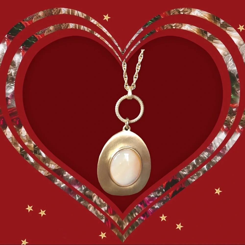 🎁Lucky Brand Brushed Gold Reversible Penda…